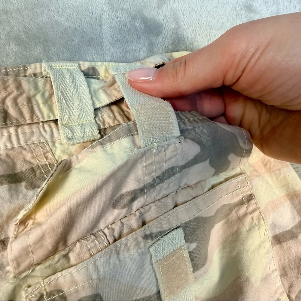 Y2K Pacific Girl Desert Camo Cargo Pants Large Beige Utility 2000s